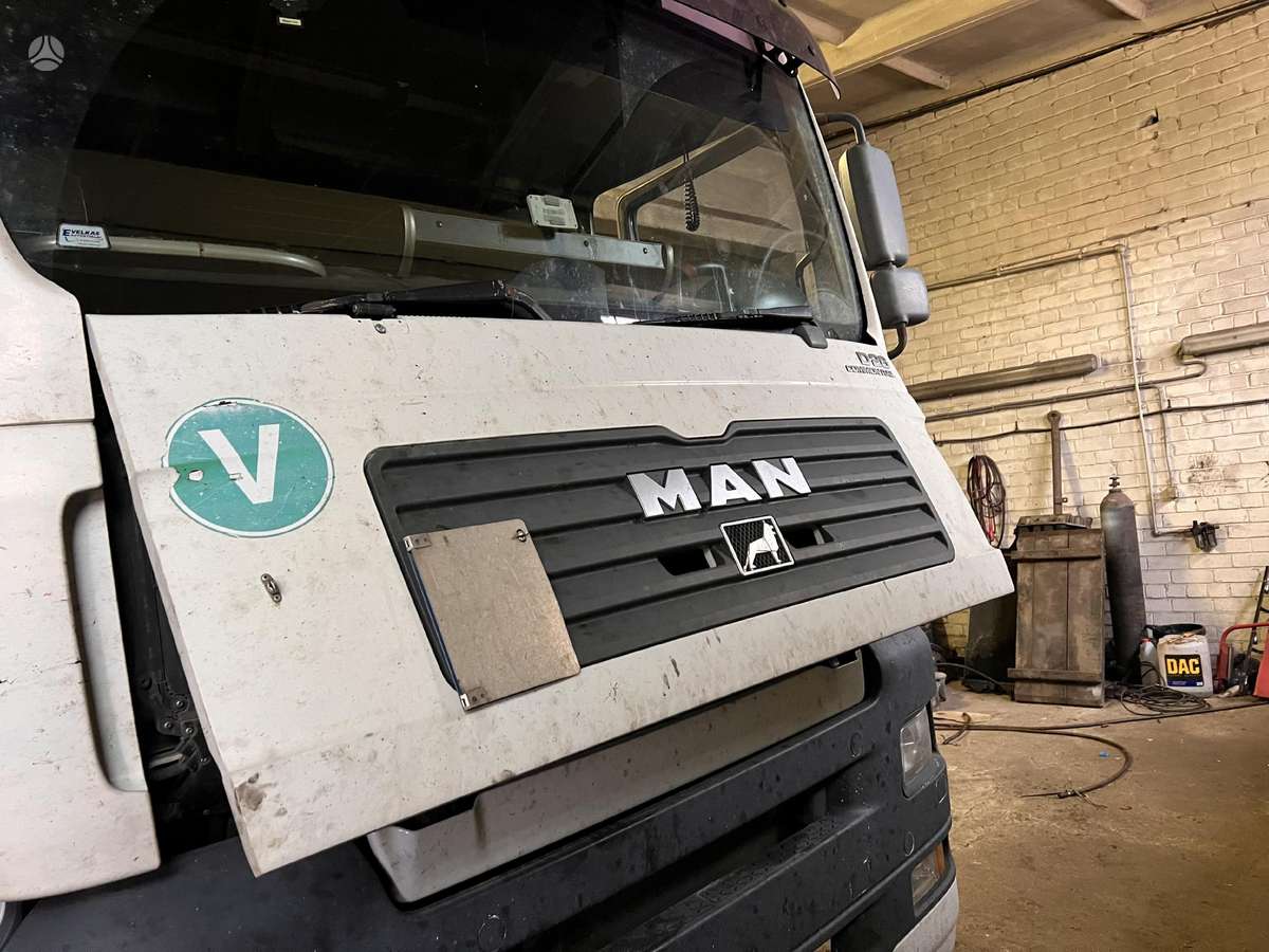 MAN 26.440  TGX, vilcējs