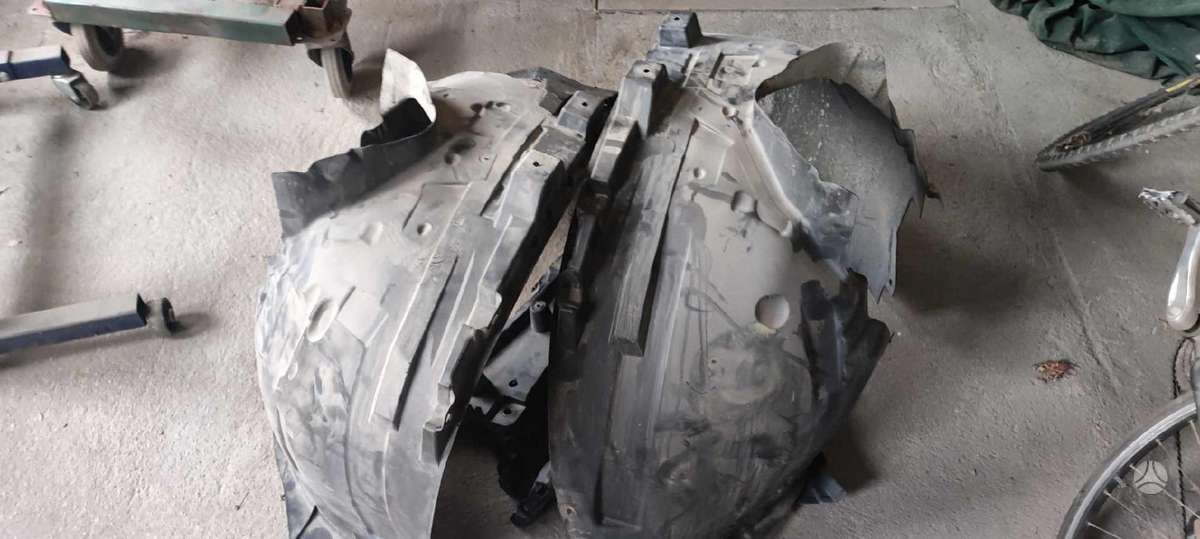 Volvo XC90 body parts