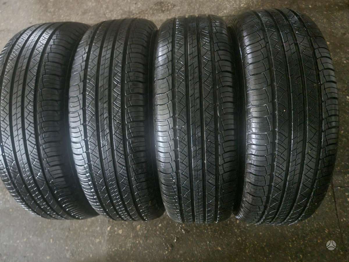 Michelin, all-season 215/70 R16