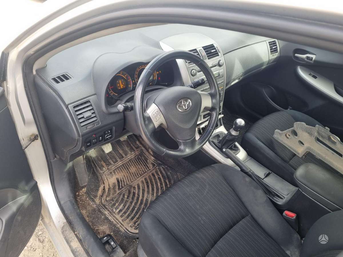 Toyota Corolla Variklio nėra