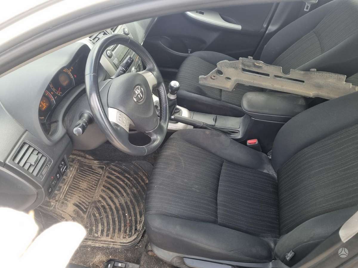 Toyota Corolla Variklio nėra