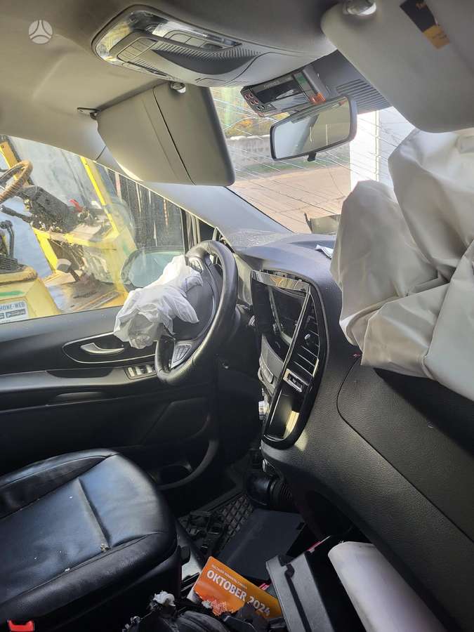 Mercedes-Benz Vito по частям
