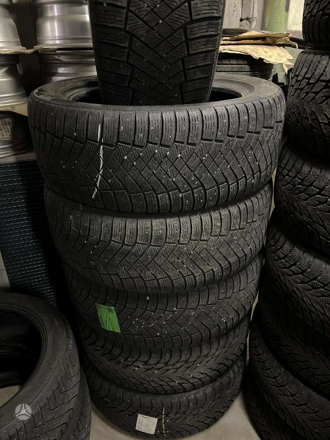 Pirelli ICE ZERO, winter 255/50 R20
