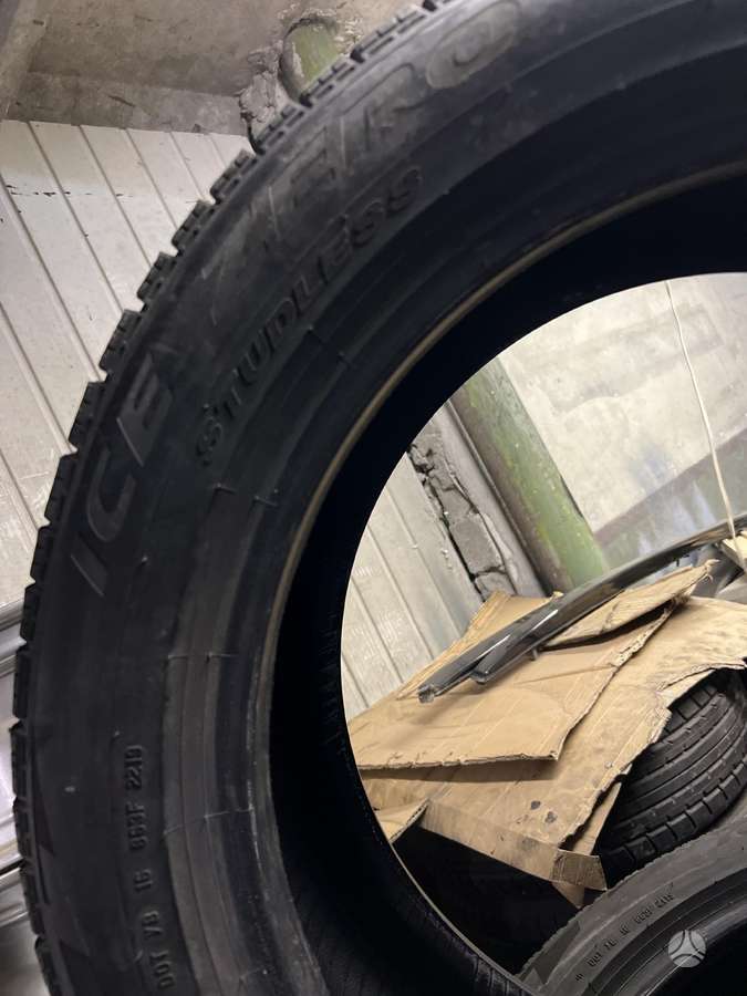 Pirelli ICE ZERO, зимние 255/50 R20