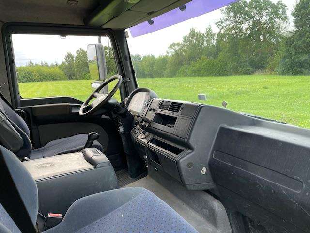 MAN TGL 8.210, dropside trucks