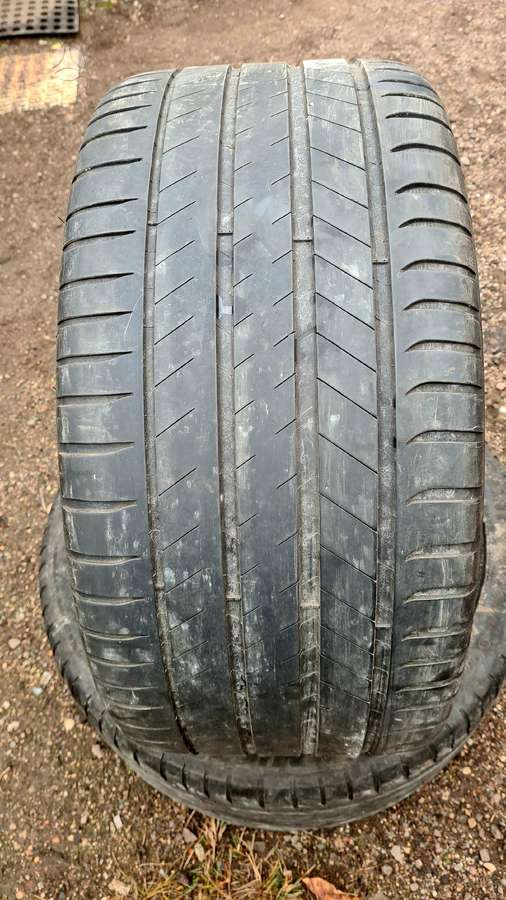 Michelin, summer 295/35 R21