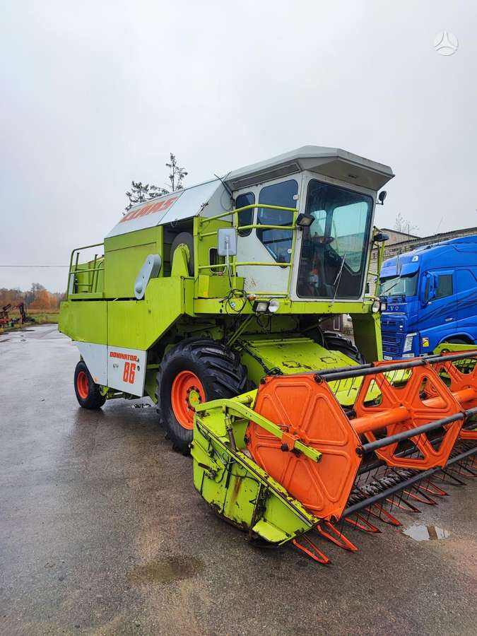 Claas Dominator 86, combine harvesters