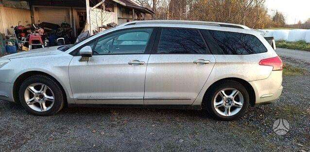 Volvo V50