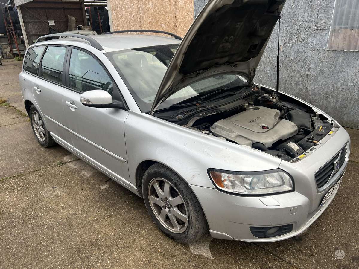 Volvo V50
