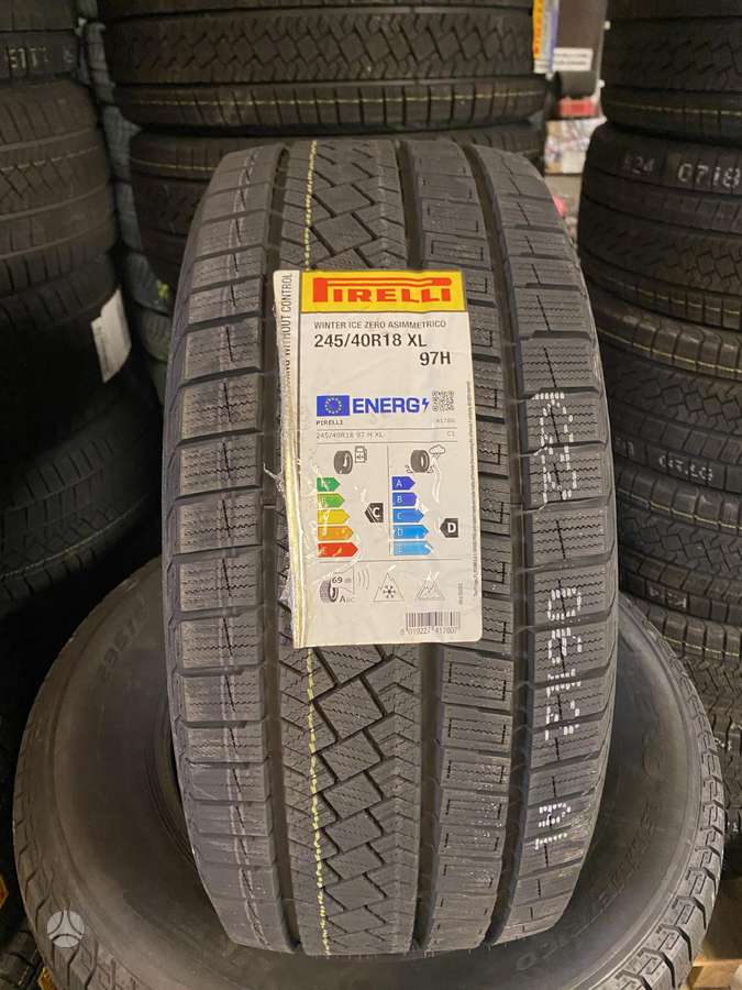 Pirelli Ice Zero Asimmetrico, зимние 245/40 R18