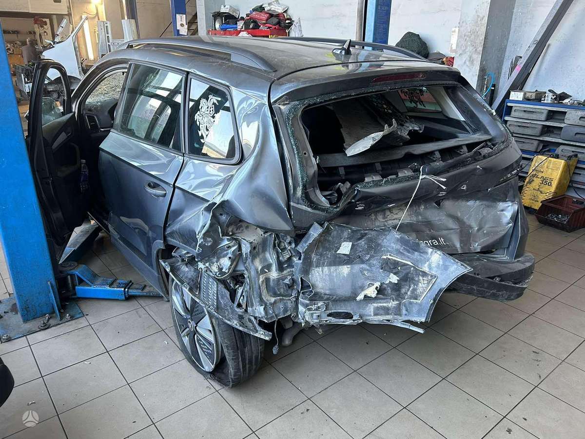 Skoda Karoq по частям