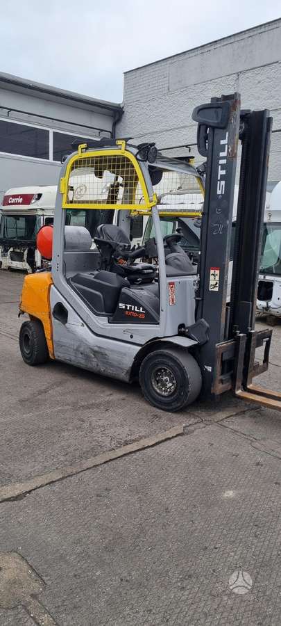 Still RX70-25, forklifts