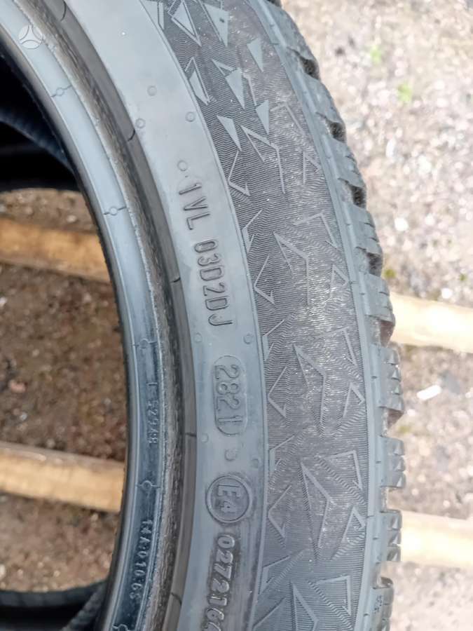 Continental, winter 245/45 R18