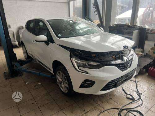Renault Clio по частям