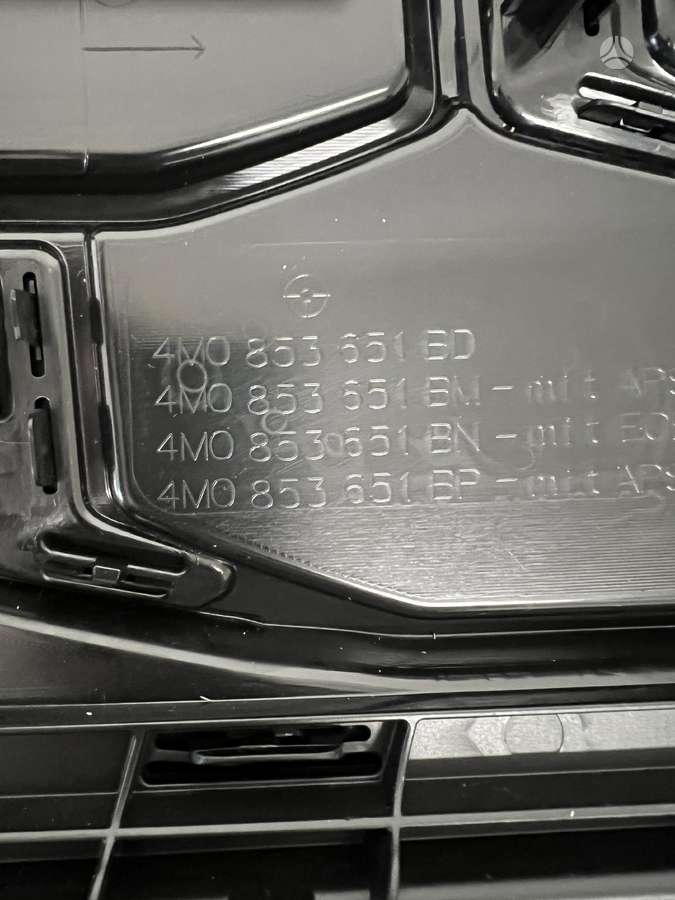 Audi Q7, 4M0853651BD BM  Bn  BP, front grill
