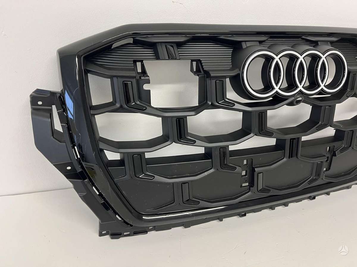 Audi Q7, 4M0853651BD BM  Bn  BP, front grill