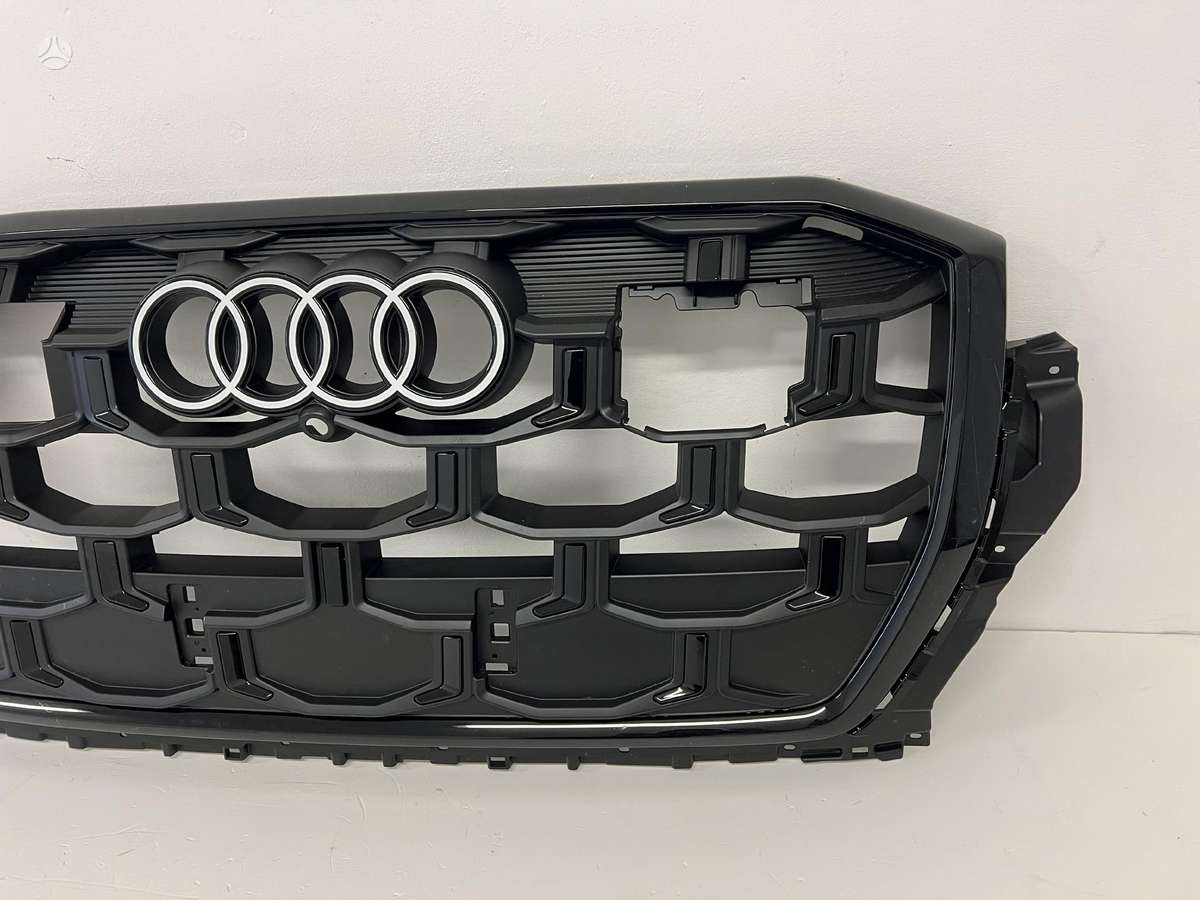 Audi Q7, 4M0853651BD BM  Bn  BP, front grill