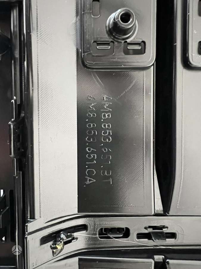Audi Q8, 4M8853651BT  CA  AT  BB, front grill