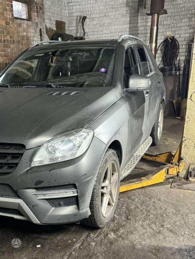 Mercedes-Benz ML klasė по частям
