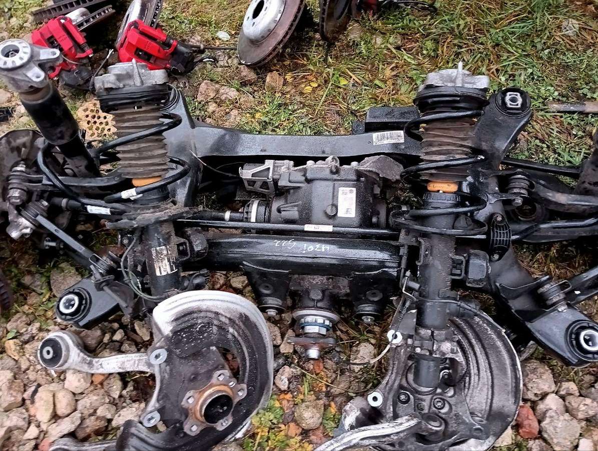 BMW 430 chassis parts