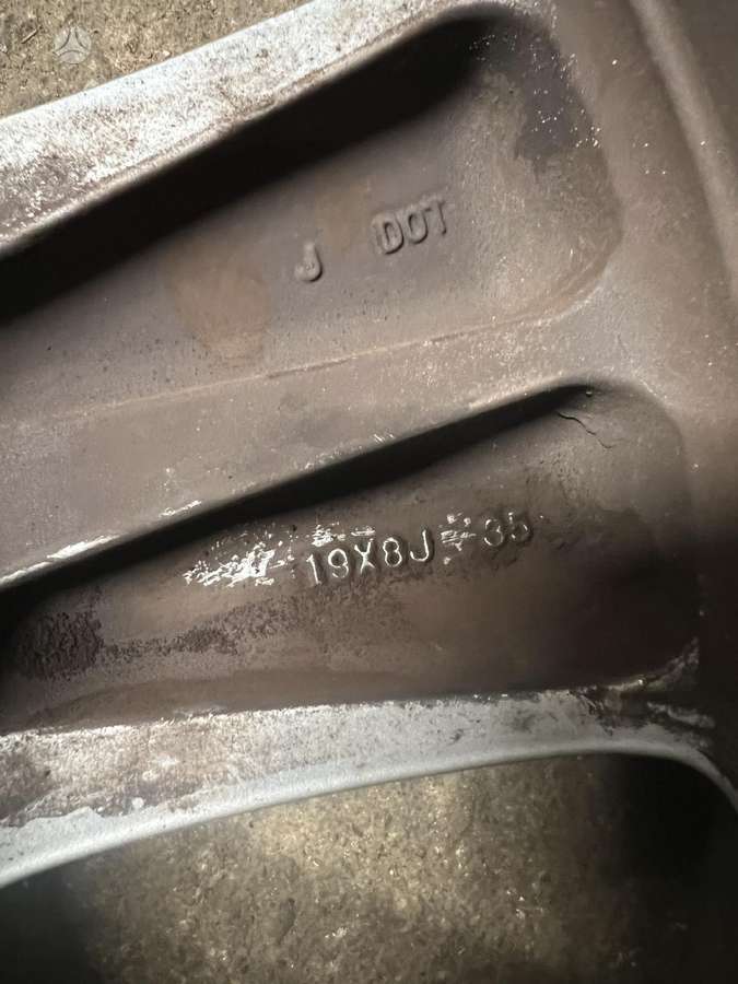 Lexus, light alloy, R19