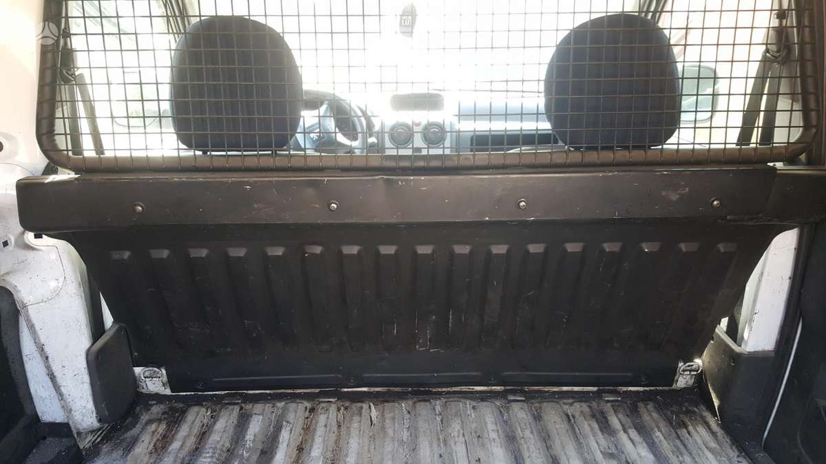 Peugeot Partner по частям. 564