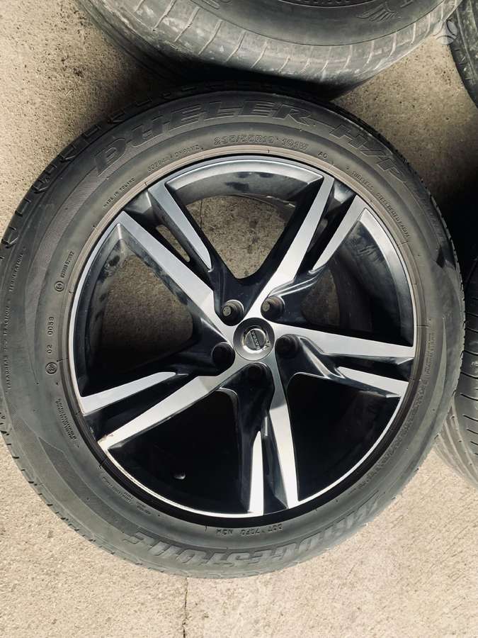 Volvo, lengvojo lydinio, R19