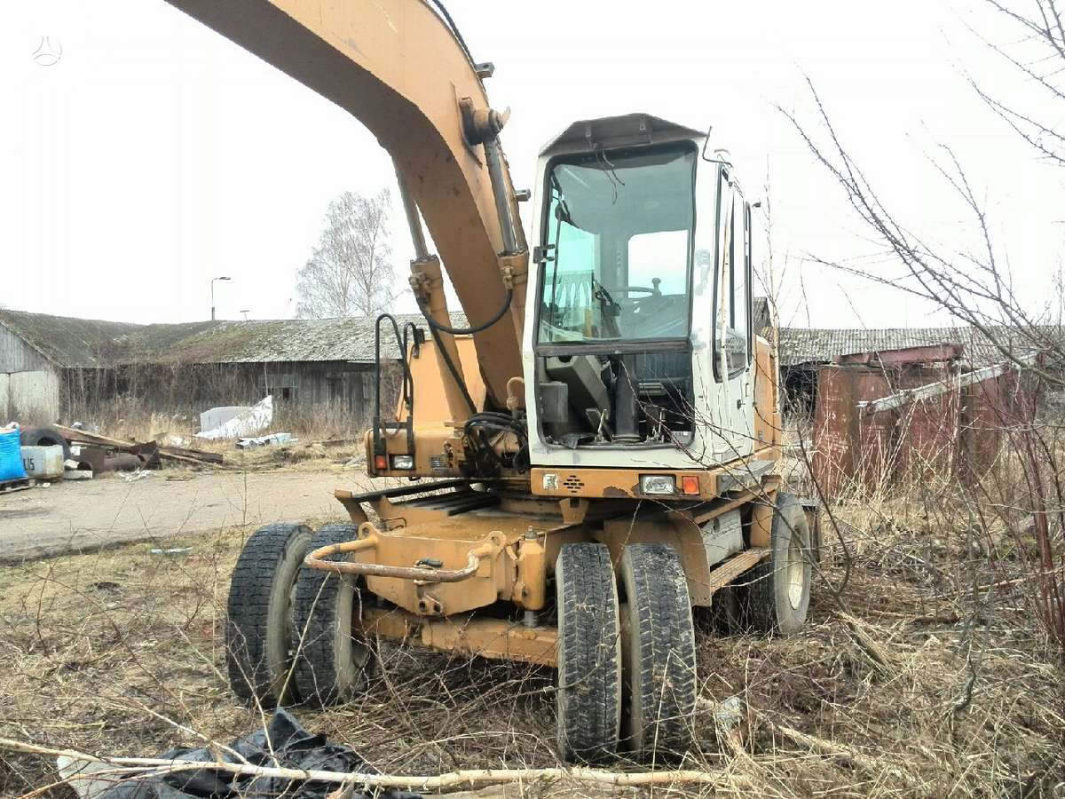 Liebherr A316, statybos ir kelių tiesimo technika