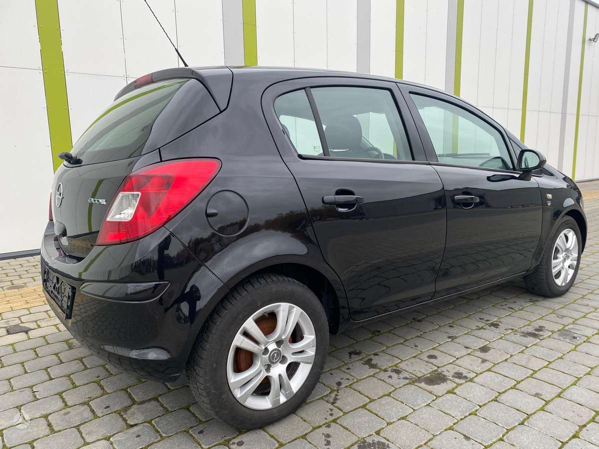 Opel Corsa, 1.3 l., hatchback