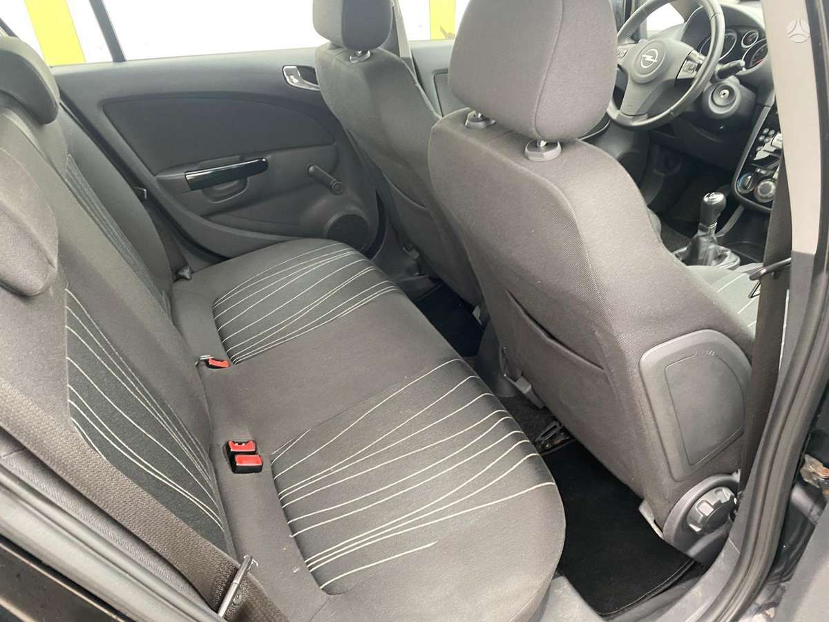 Opel Corsa, 1.3 l., hatchback