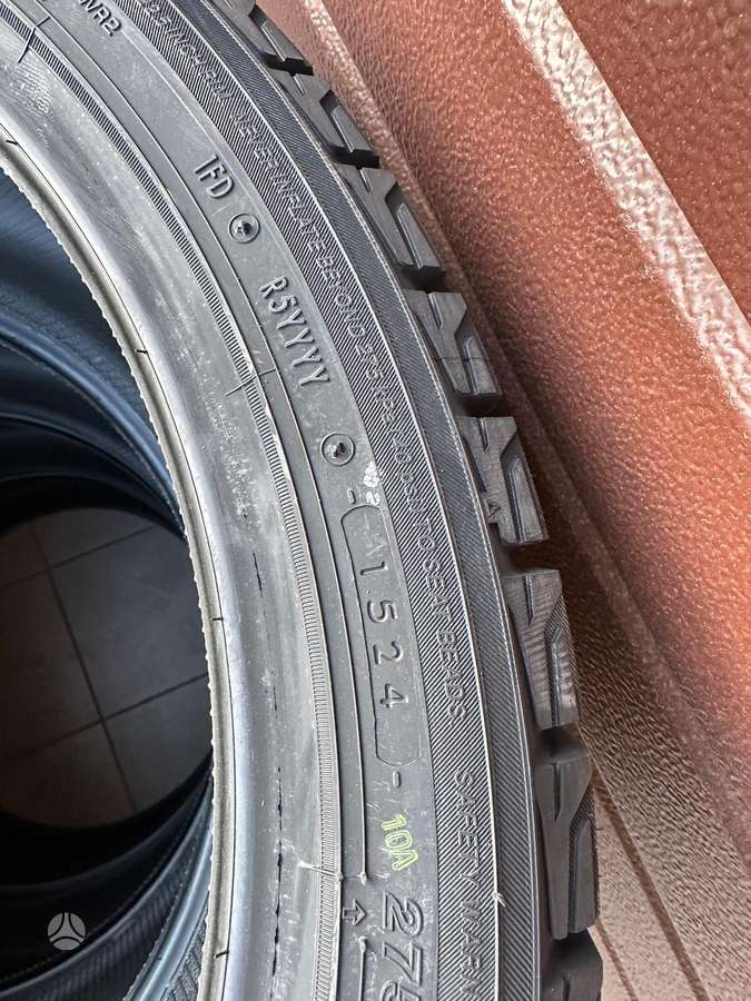 Yokohama G075, winter 275/40 R22