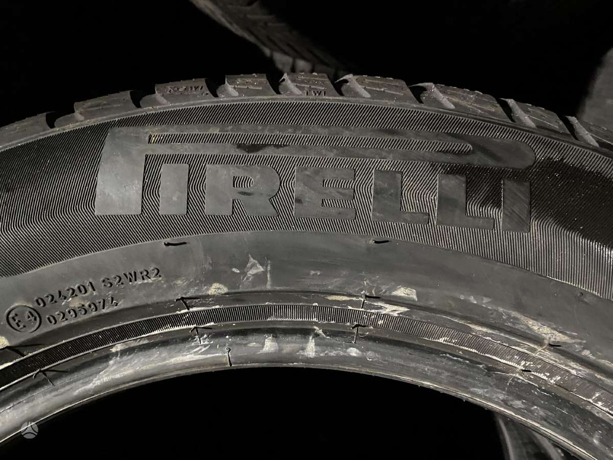 Pirelli Sottozero 3, зимние 225/60 R18