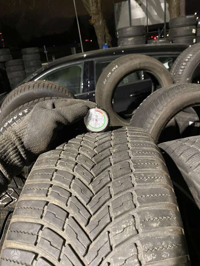 Bridgestone Weather control A005, всесезонные 225/60 R18