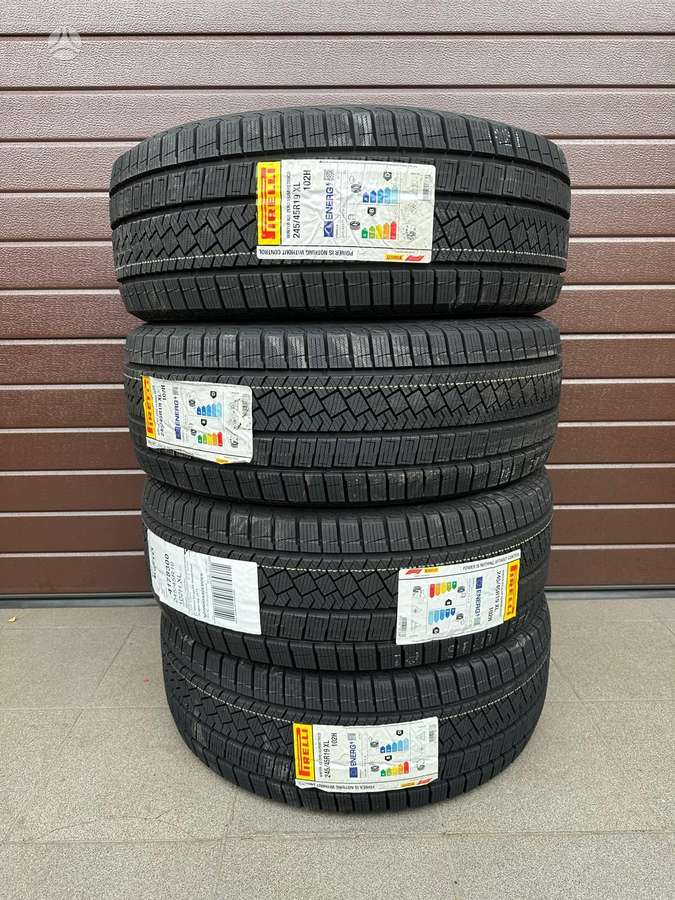 Pirelli Winter ICE Zero, зимние 245/45 R19
