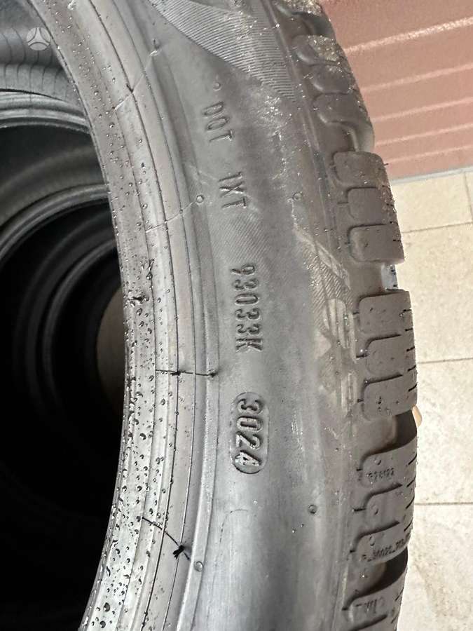 Pirelli P Zero Winter, winter 245/40 R19