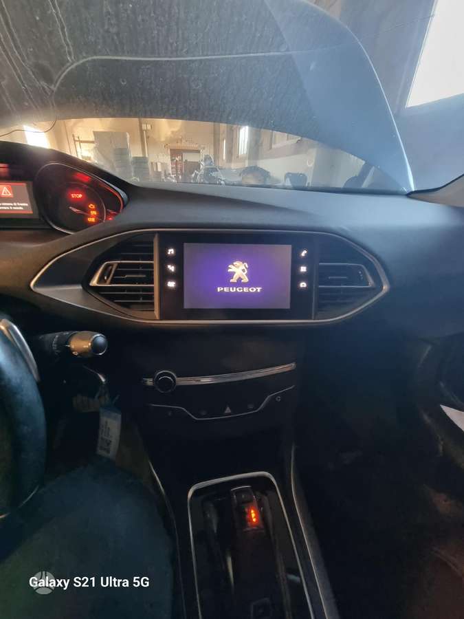 Peugeot 308 rezerves daļās
