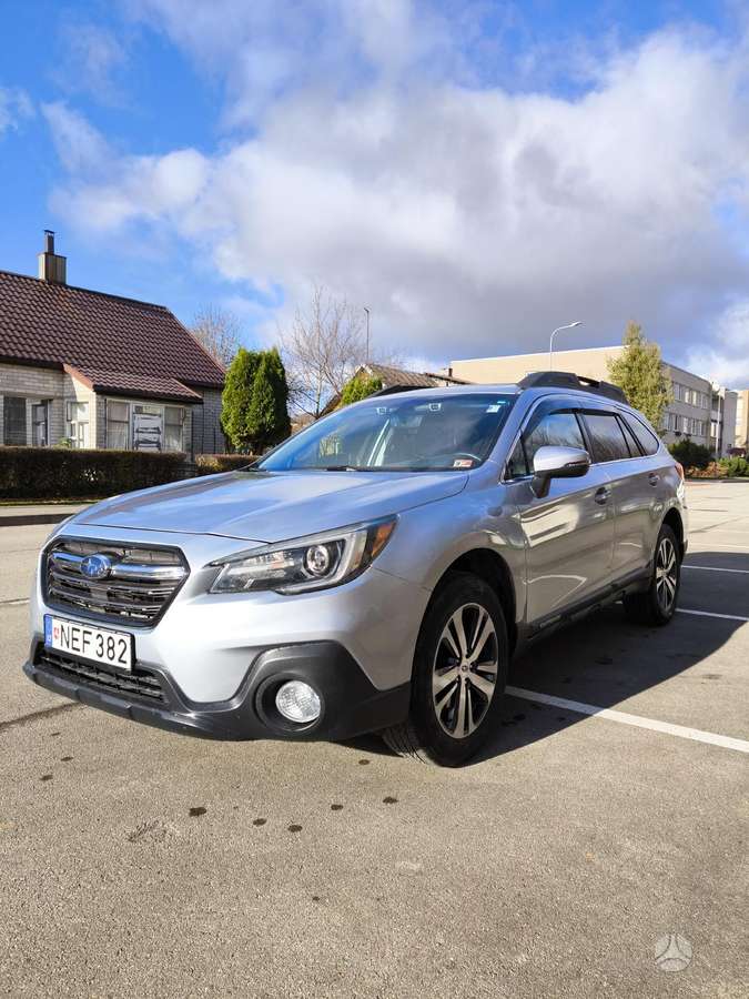 Subaru Outback - 1
