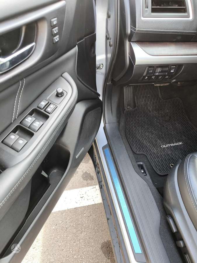 Subaru Outback - 11