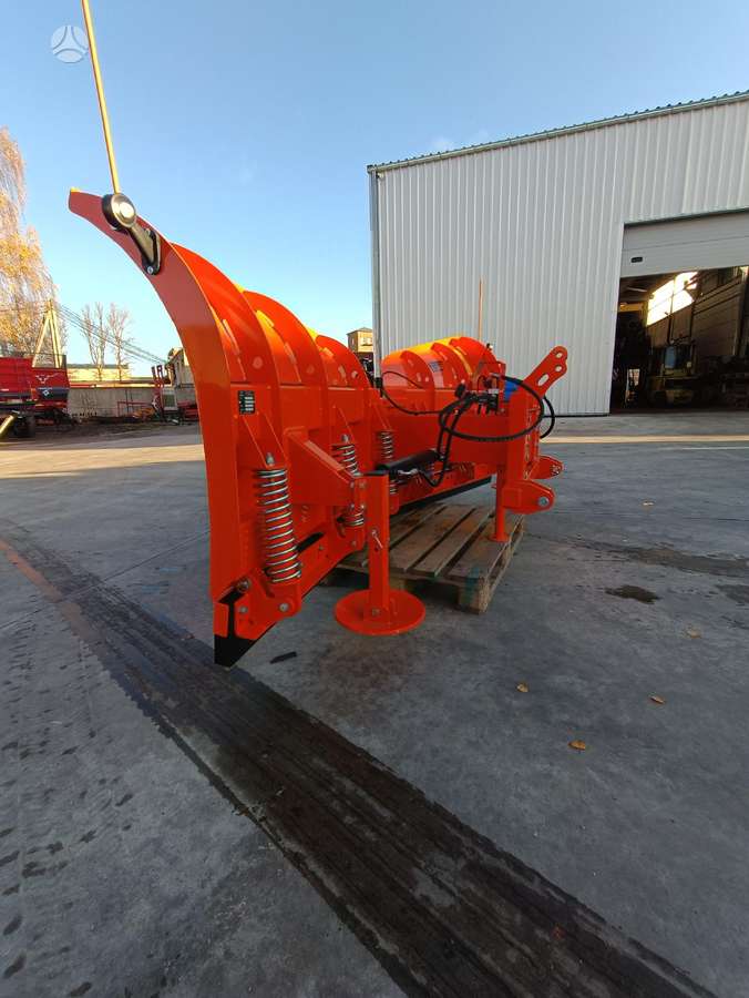 -Kita- YETI 3000, snow plows