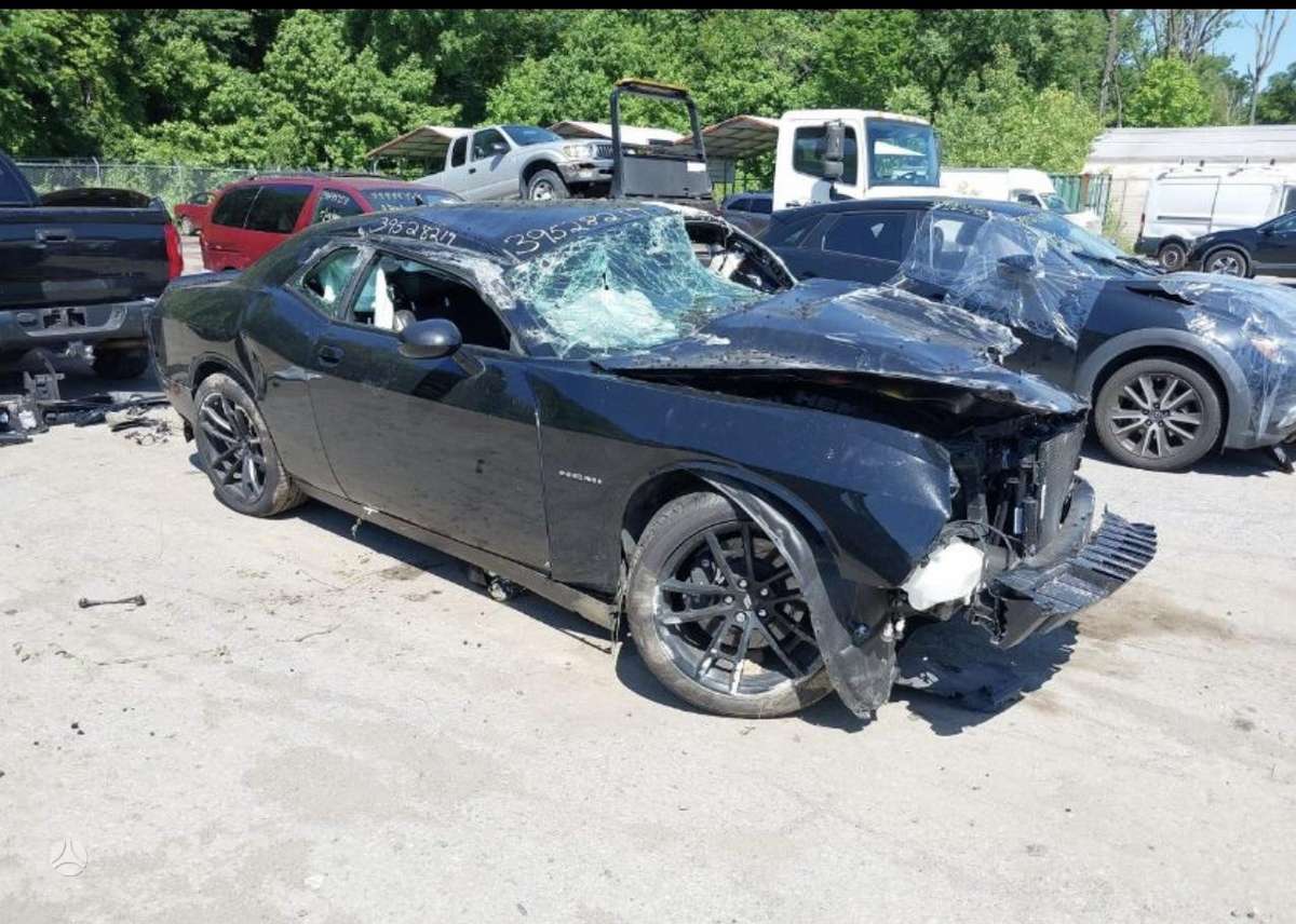 Dodge Challenger, 2020m challenger 5.7 RT dalimis, по частям. 2020 ...
