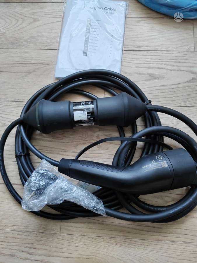Volvo XC40 elektros sistemos dalys