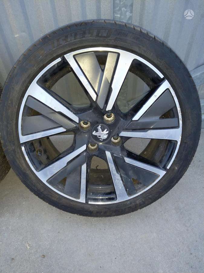 Peugeot 2008 dangtis (priekinis, galinis)
