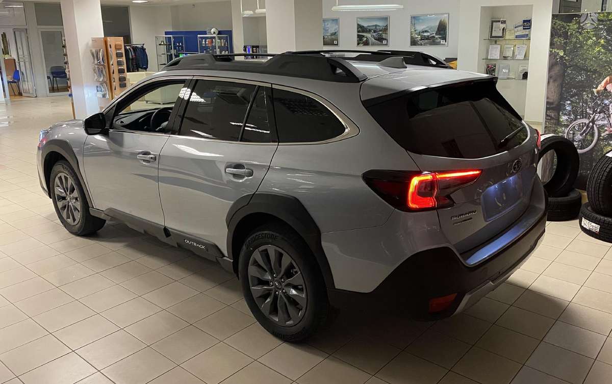 Subaru Outback, 2.5 l., Универсал
