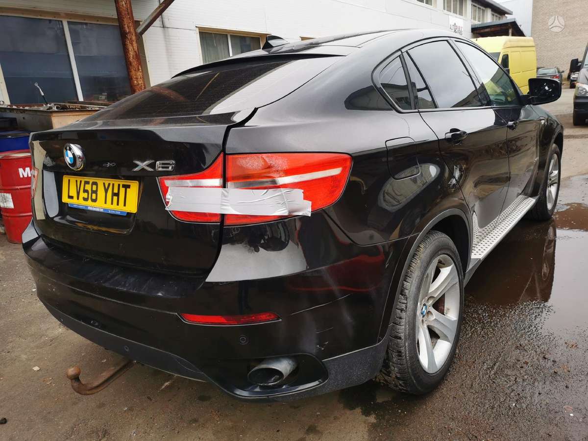 BMW X6