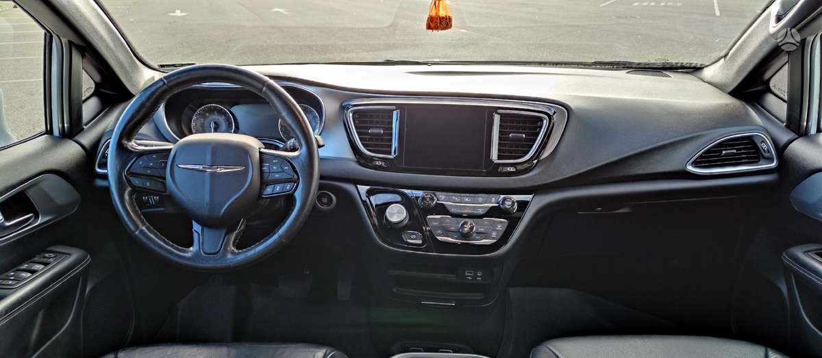 Chrysler Pacifica, 3.6 l., Минивэн