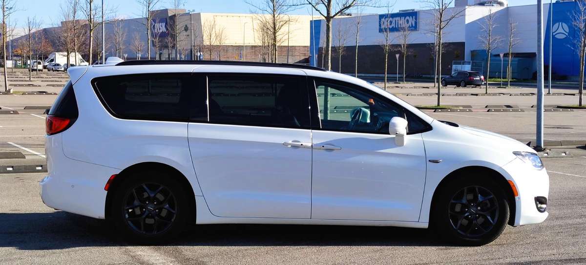 Chrysler Pacifica, 3.6 l., Минивэн