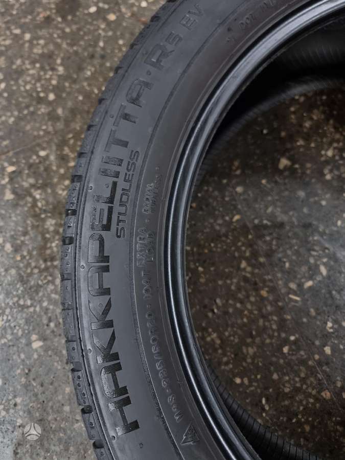 Nokian, winter 235/50 R20