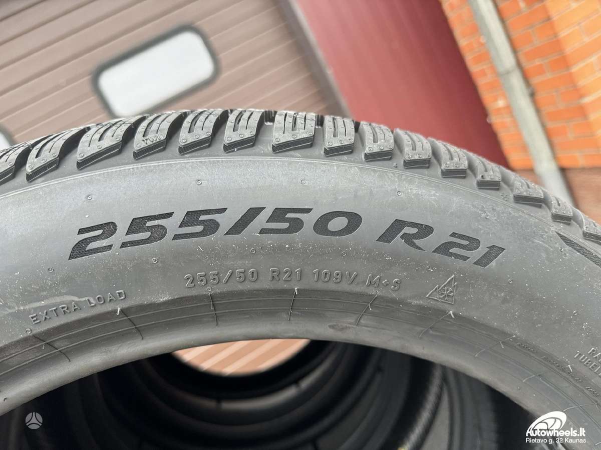 Pirelli P Zero Winter 2, žieminės 255/50 R21