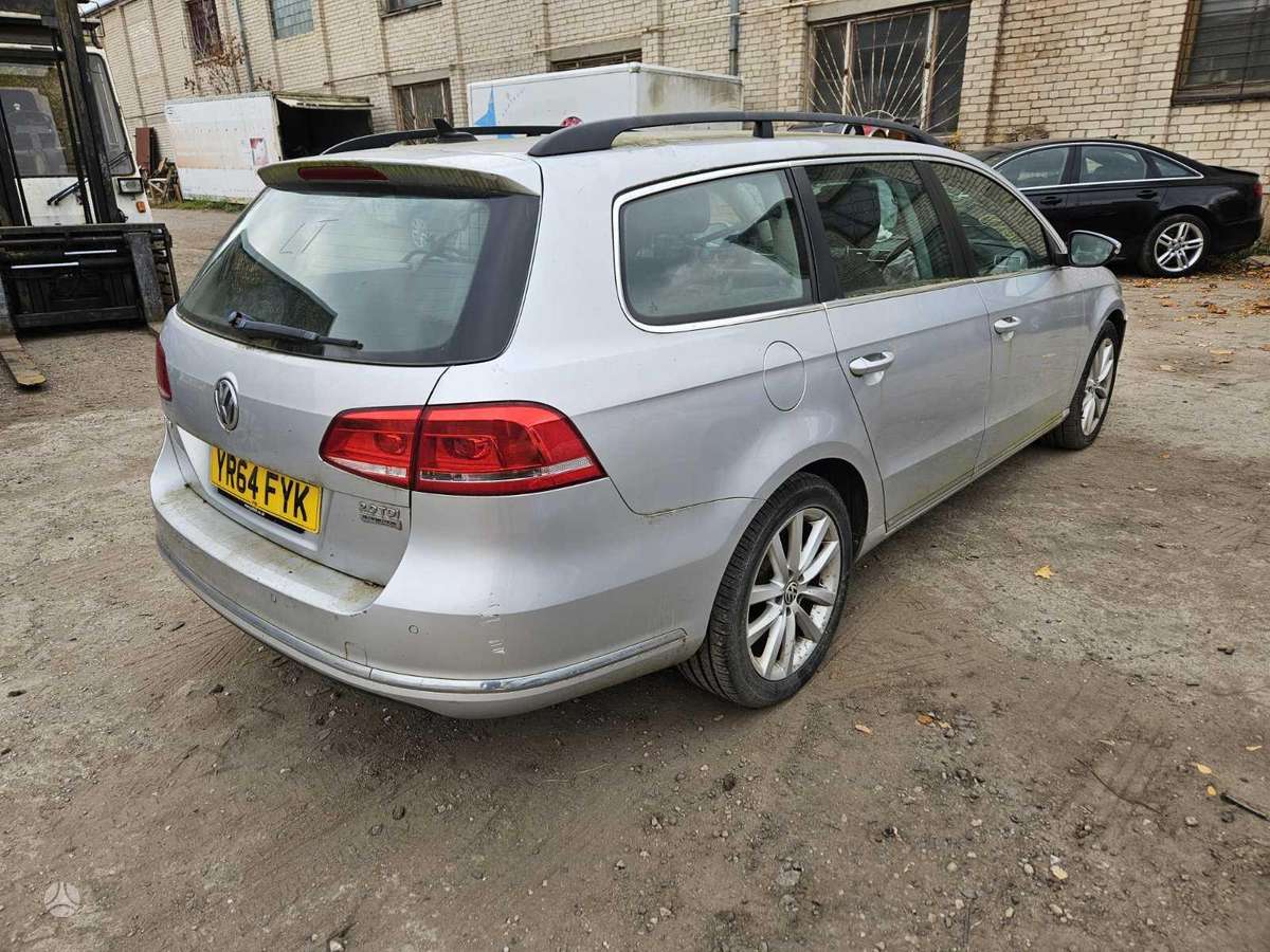 Volkswagen Passat for parts. Cff