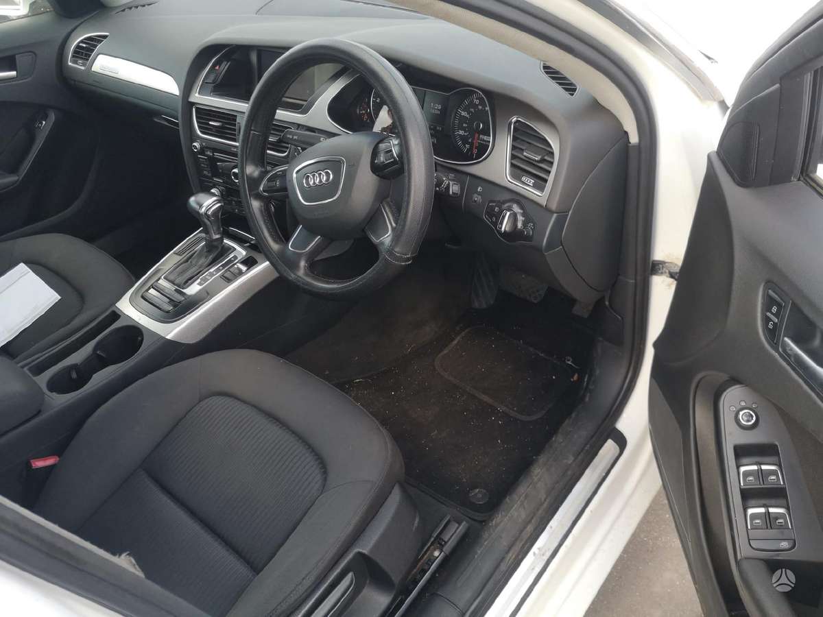 Audi A4 dalimis